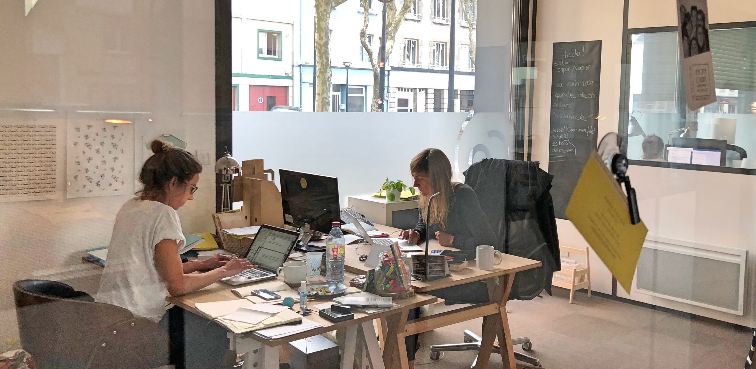 Location de bureaux partagés à Lorient chez La Colloc – espace de travail collaboratif